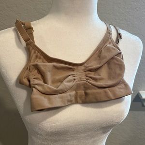Skims seamless sculpt bralette size s/m new without tags color sienna
